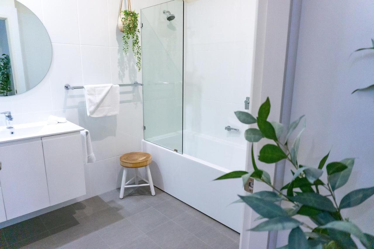 Port Stephens Koala Sanctuary Holiday park One Mile